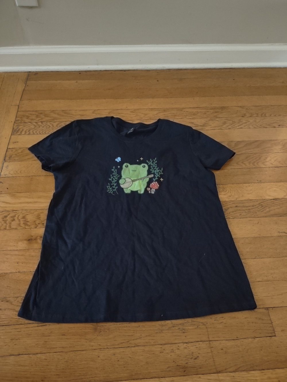 frog with banjo black graphic tee from gildan 100% cotton size medium